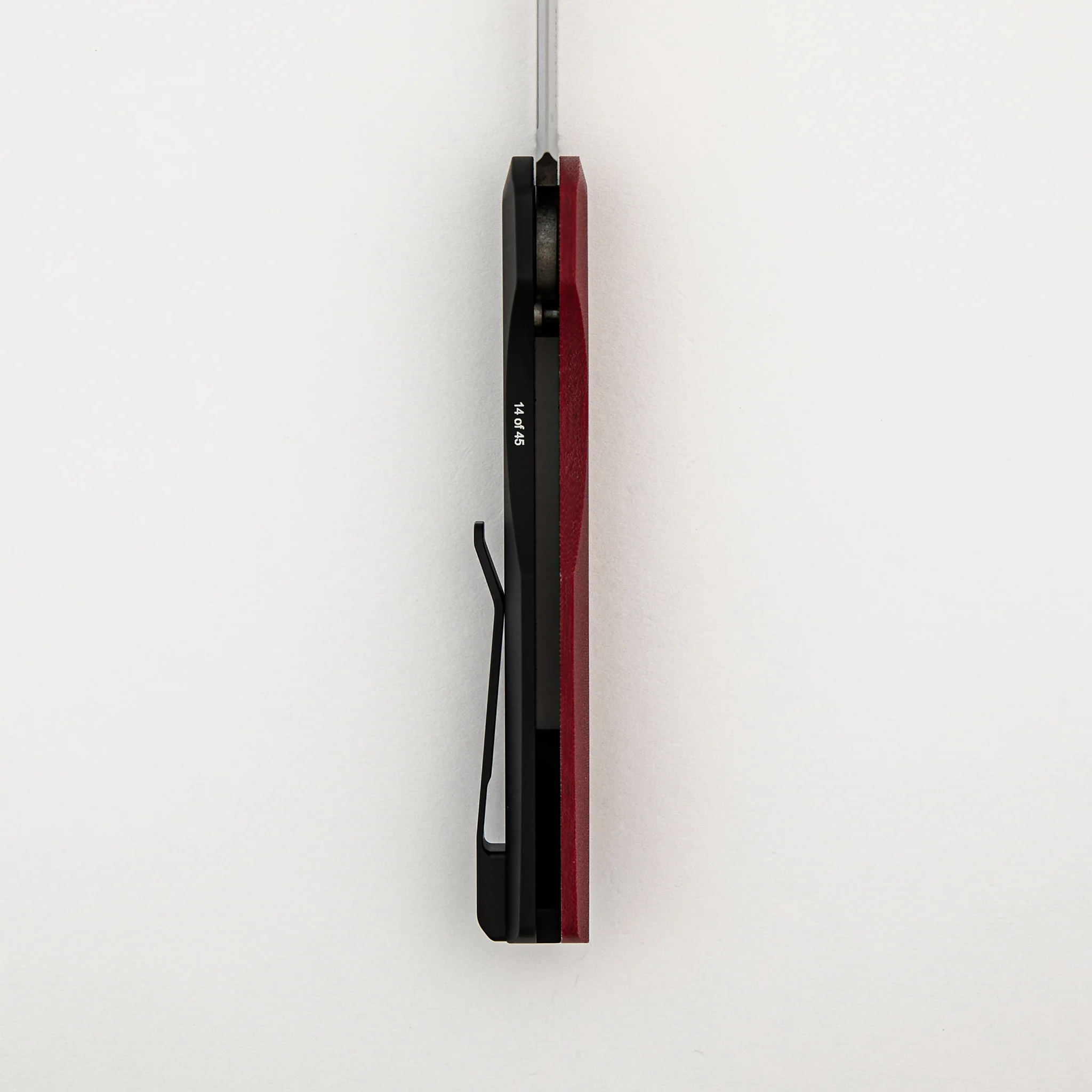 Synapse - CCKSF25.Vero.1 - Red Linen Micarta Lid W/ Black Aluminum Back - Machine Satin MagnaCut Blade (Vero Design) - Image 6