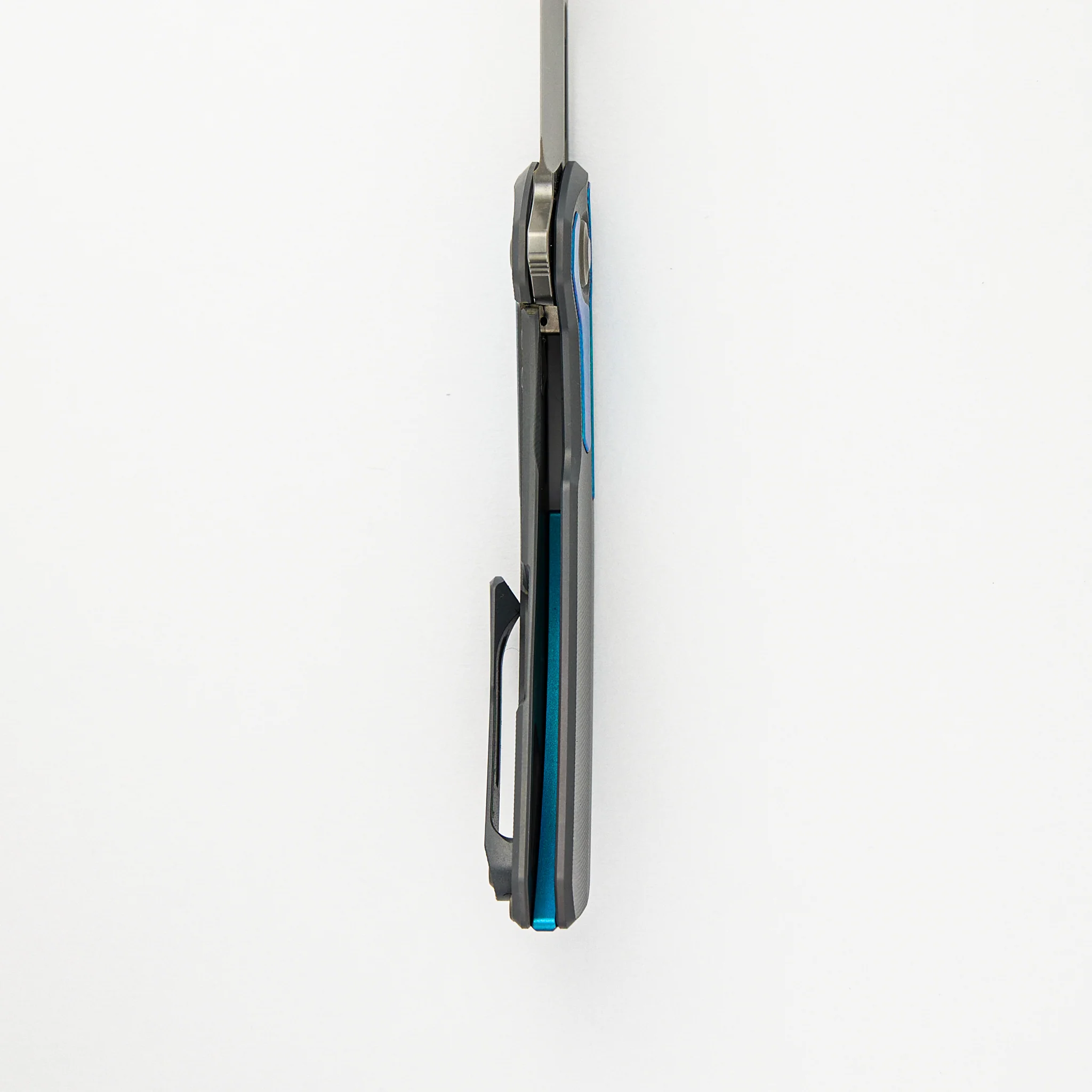 Archer - Titanium/Crystalized Ti Textured Handle - MagnaCut Blade - Image 6