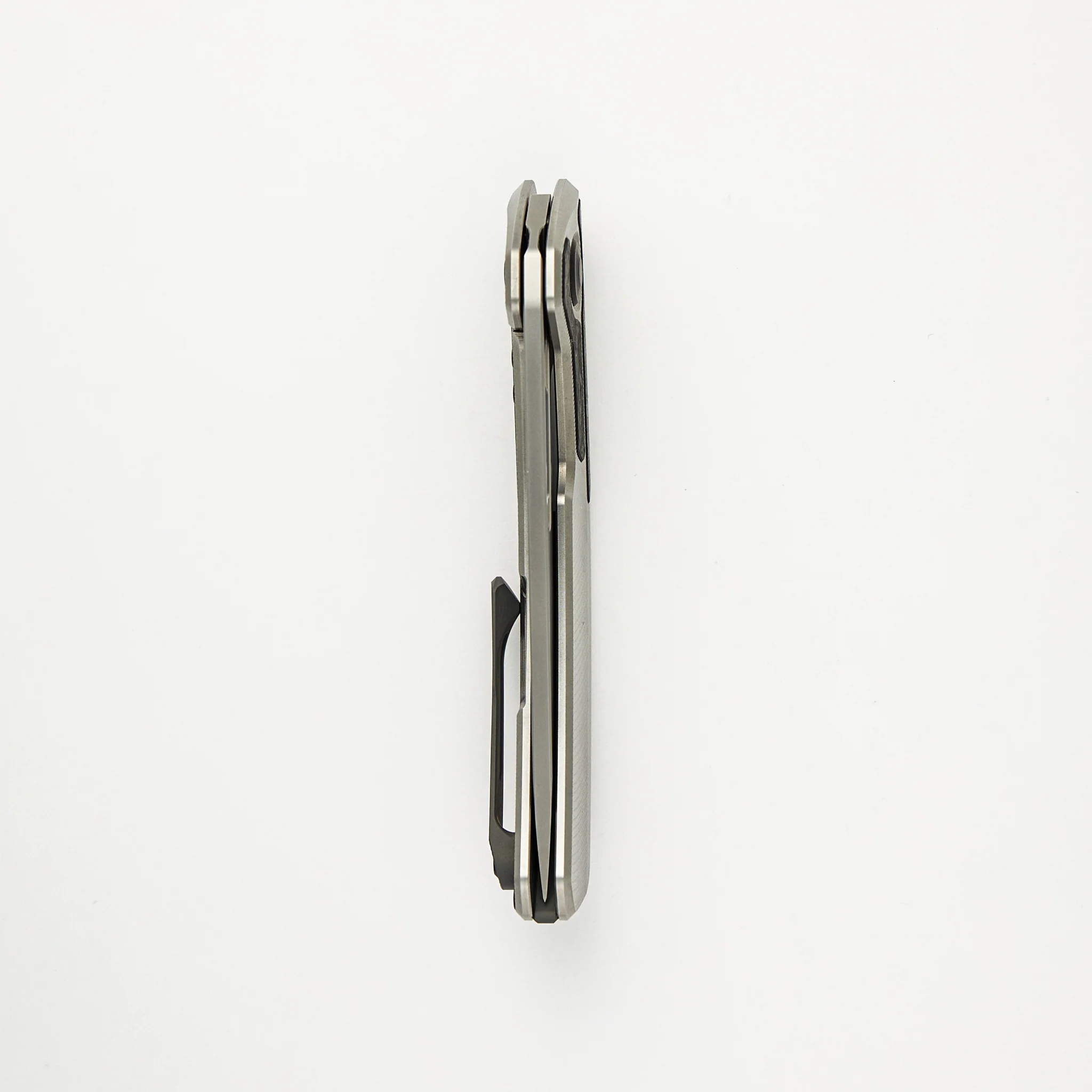 Archer - Titanium/TechnoCarbo Feathered Handle - MagnaCut Blade - Image 5