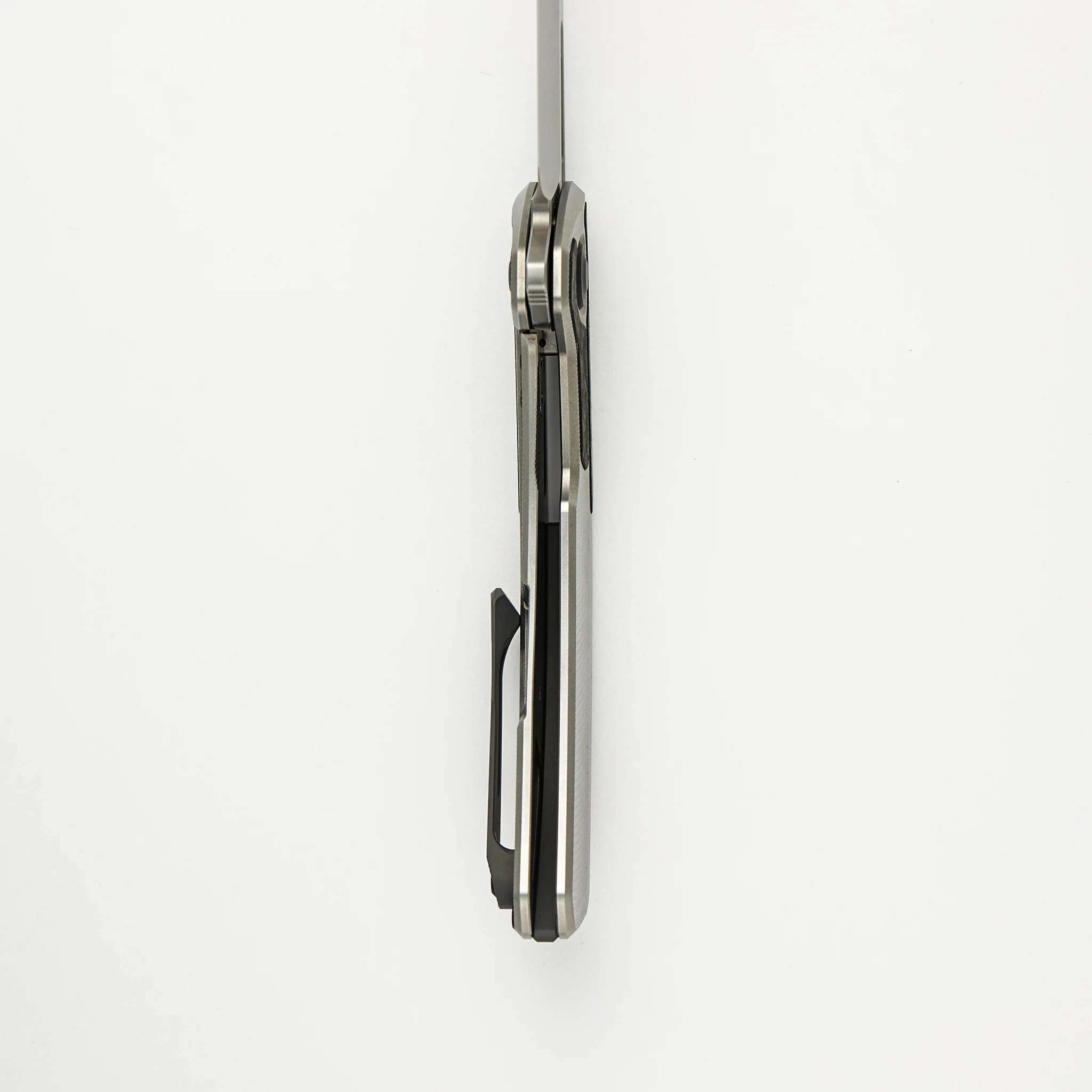 Archer - Titanium/TechnoCarbo Feathered Handle - MagnaCut Blade - Image 6