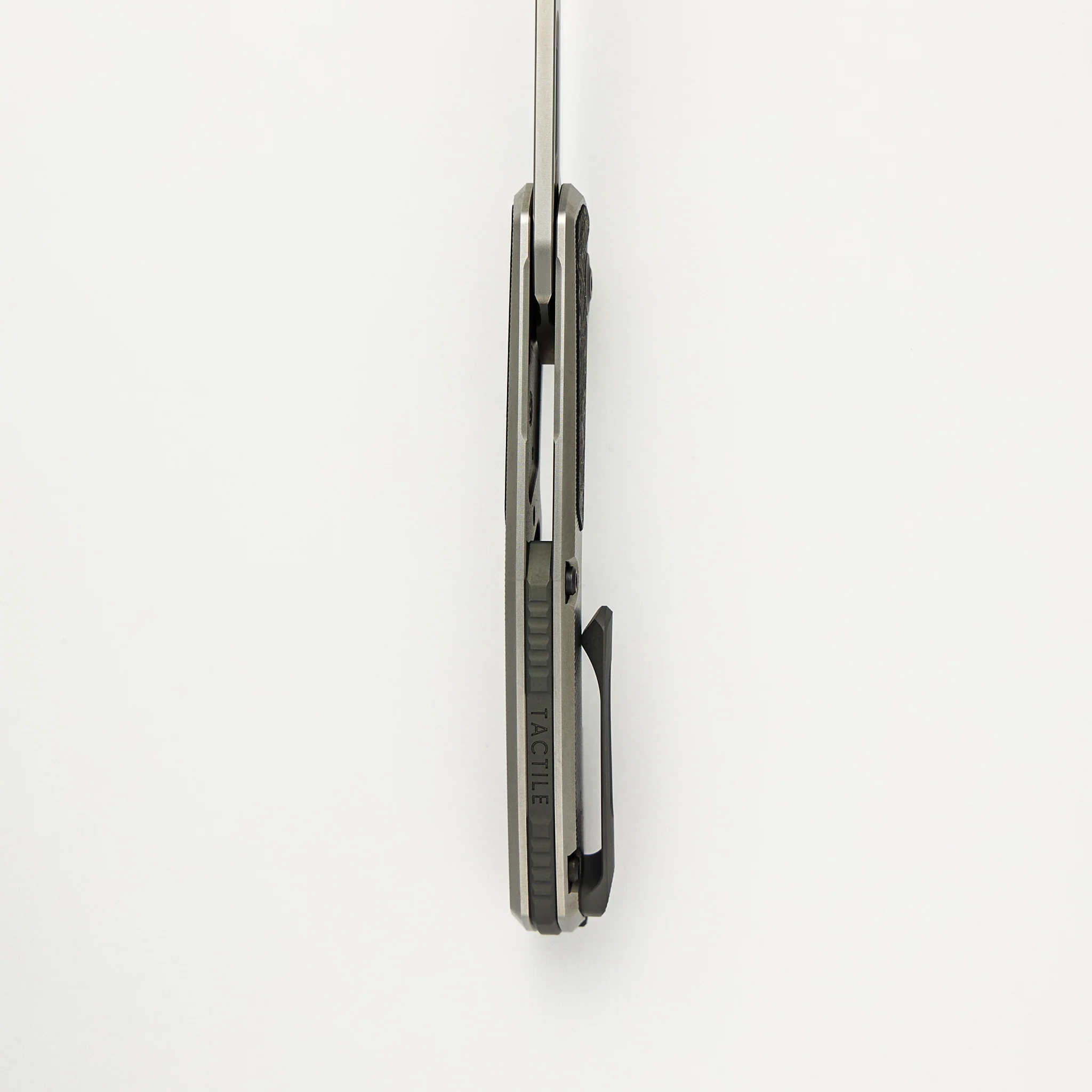 Archer - Titanium/TechnoCarbo Feathered Handle - MagnaCut Blade - Image 7