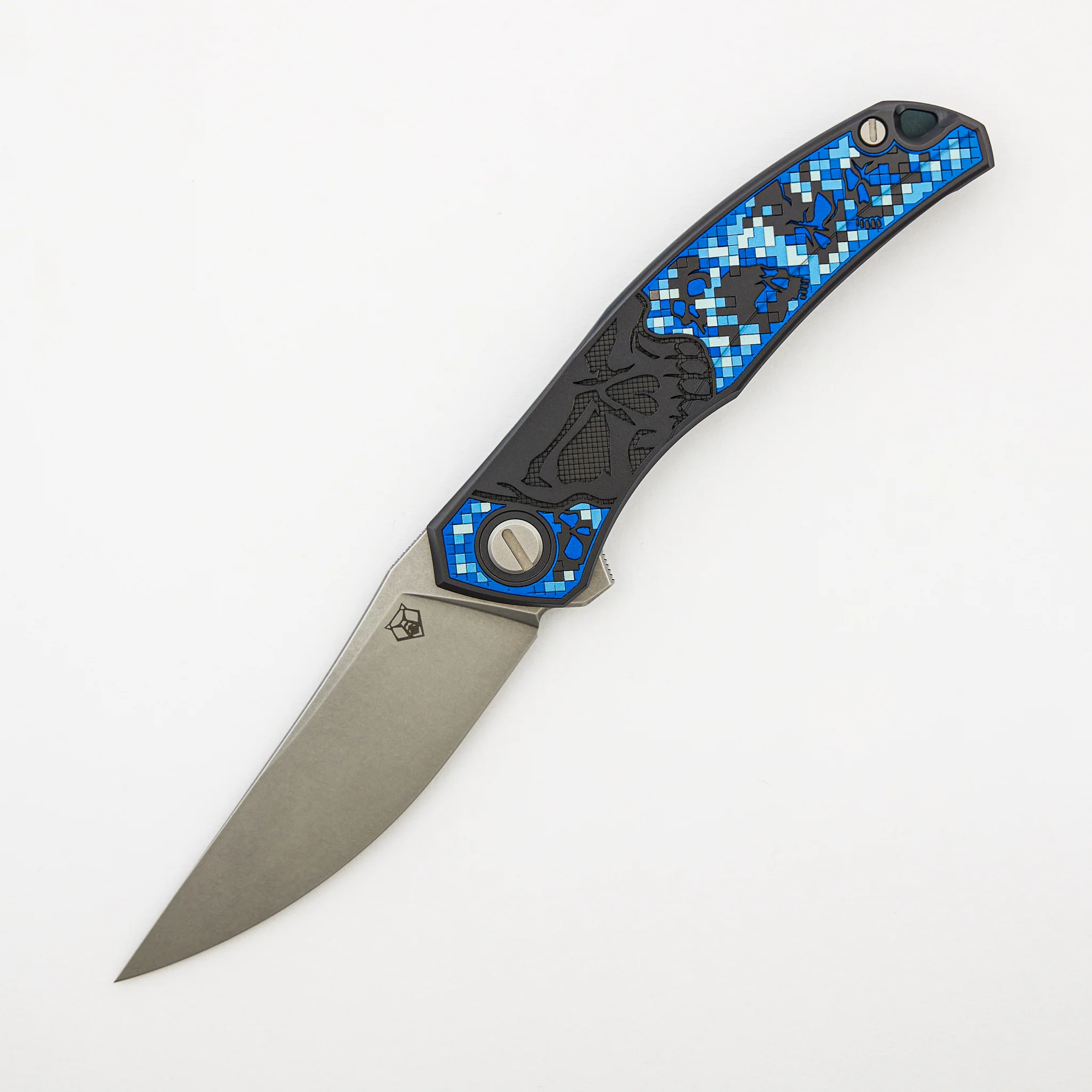 Ti2 Design Finish Quantum Black Hula “Pixelated Skull” – Cromax PM Blade – MRBS - Completed - Image 2