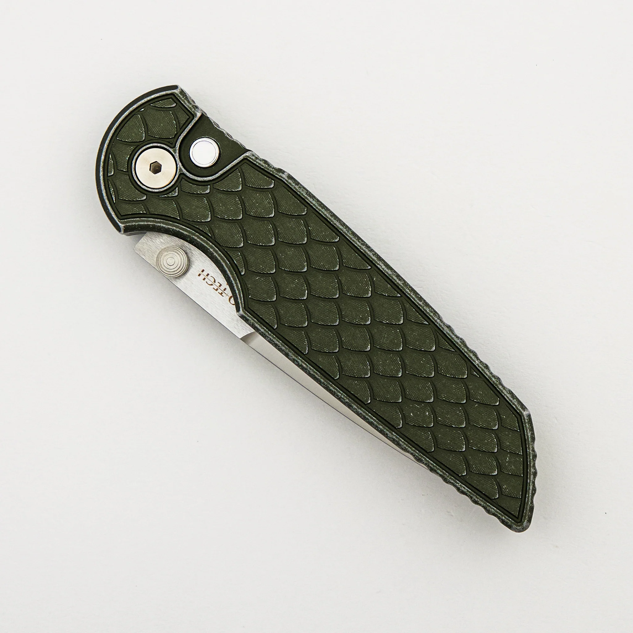TR-3 Integrity - INT1105-LTD BW REPTILE Green - Battleworn "Reptile" Texture Green Handle - Machine Satin MagnaCut Blade - Pearl - Image 3