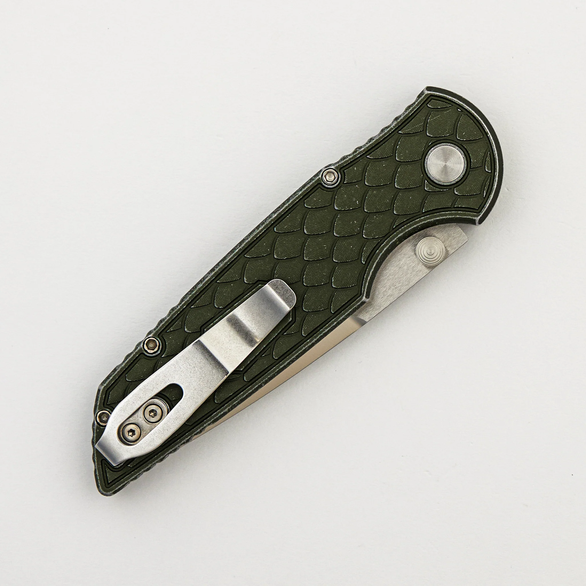 TR-3 Integrity - INT1105-LTD BW REPTILE Green - Battleworn "Reptile" Texture Green Handle - Machine Satin MagnaCut Blade - Pearl - Image 4