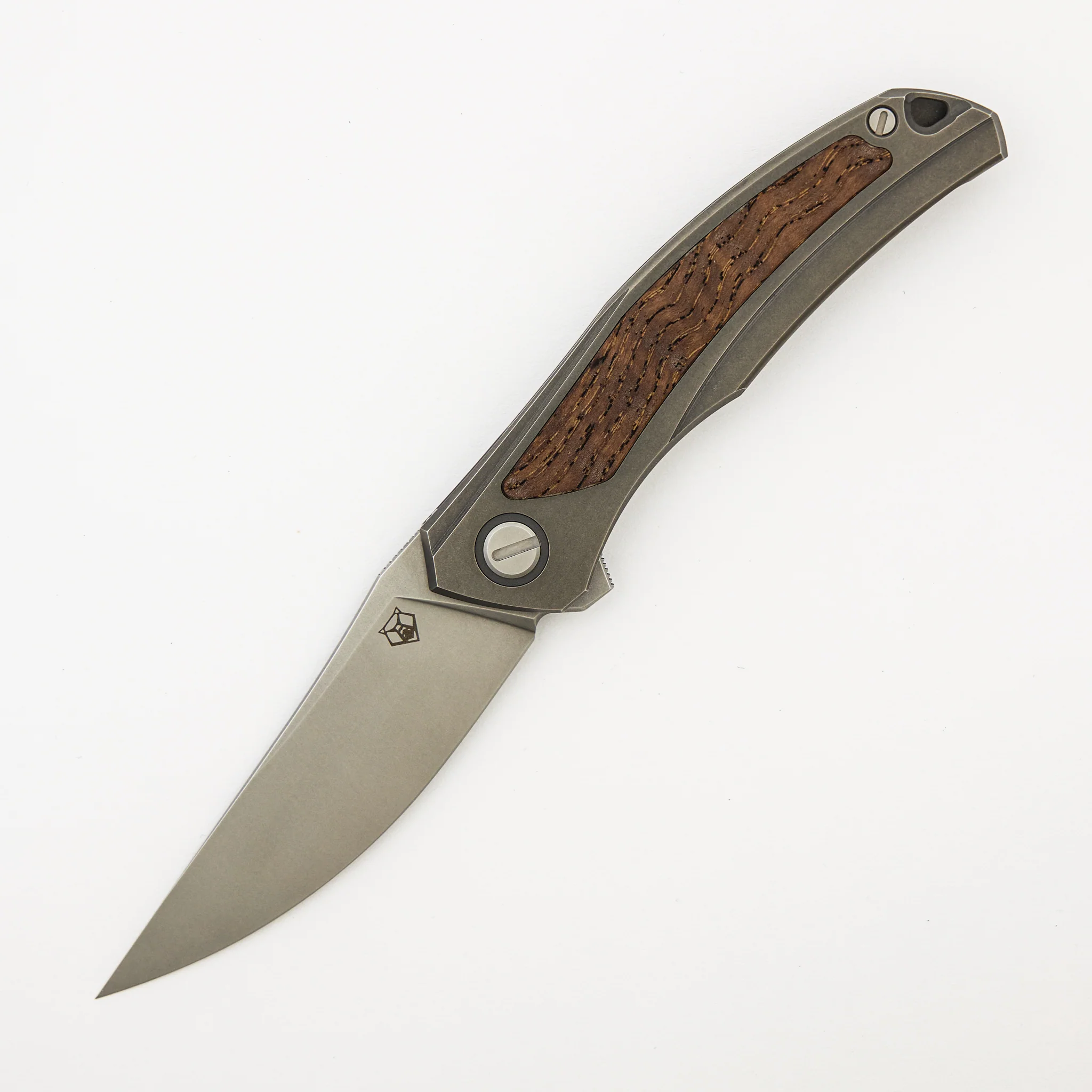Ursus Quantum - Cromax PM Blade - Titanium Handle - Brown Ash Wood Inlay - MRBS - Image 15