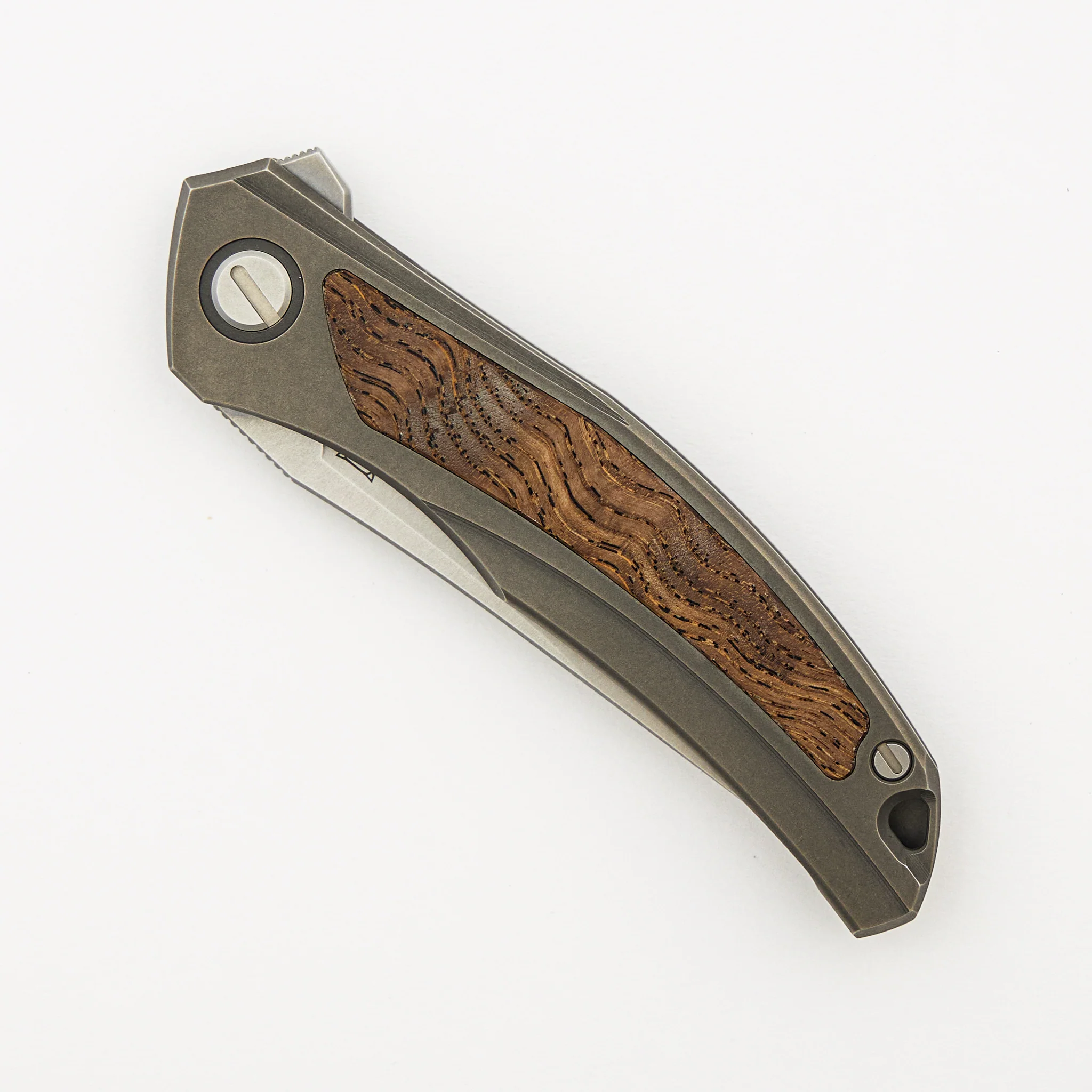 Ursus Quantum - Cromax PM Blade - Titanium Handle - Brown Ash Wood Inlay - MRBS - Image 24