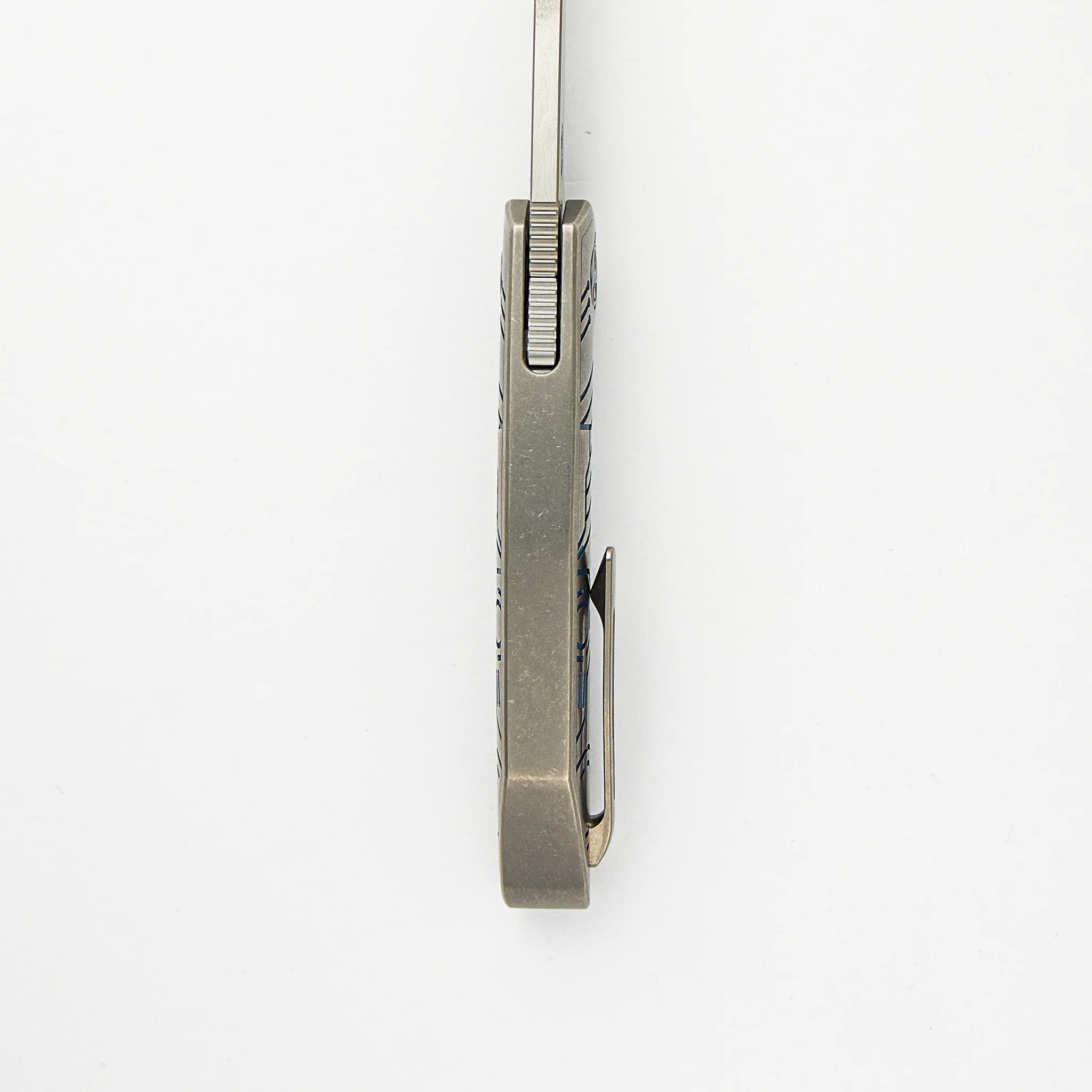 FERUS – M390 – INTEGRAL TITANIUM W- BLUE TITANIUM INLAY - Image 7