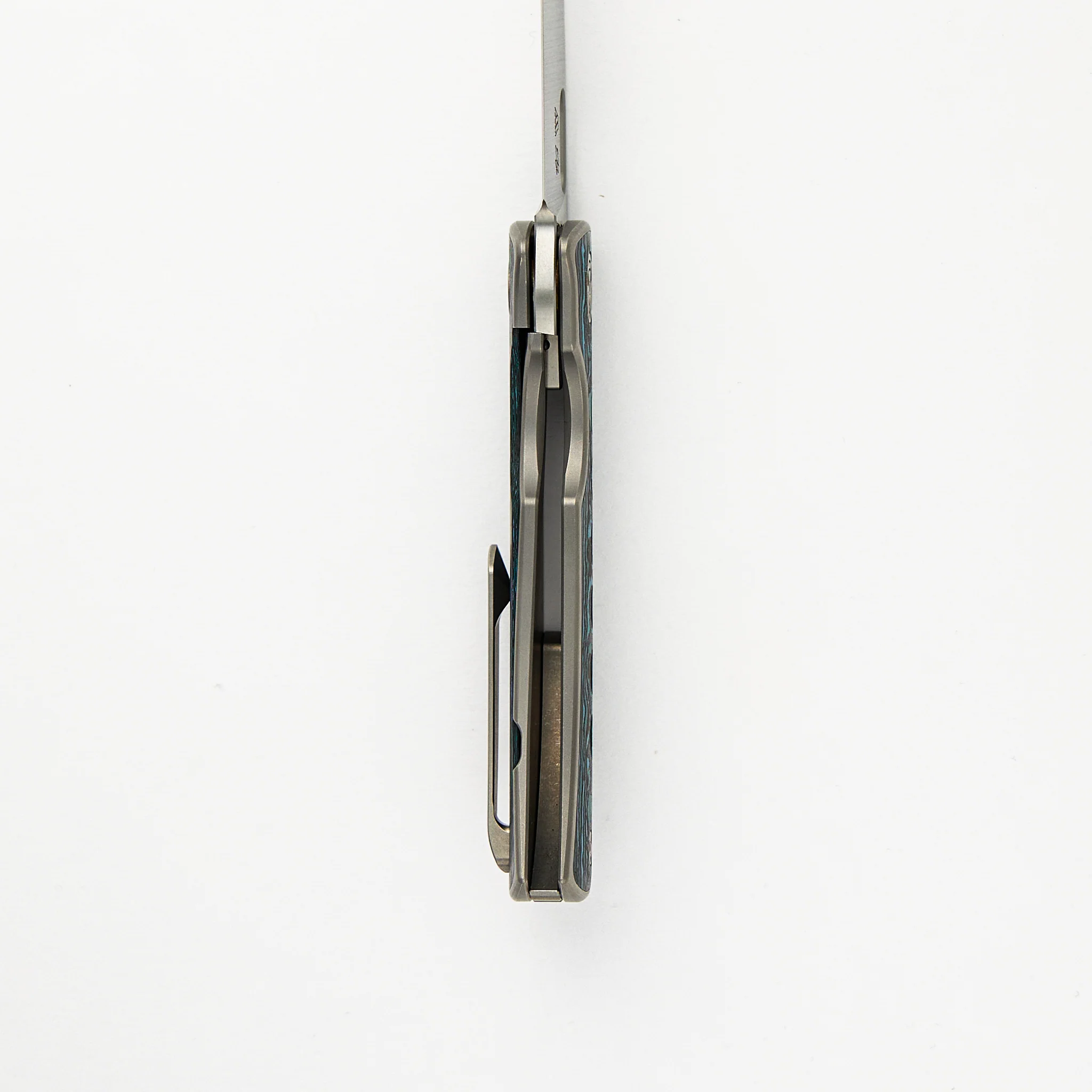 MTNT Mach 3 – M390 – Titanium W/ Blue Fat Carbon Inlay (Tom Mayo Design) - Image 6