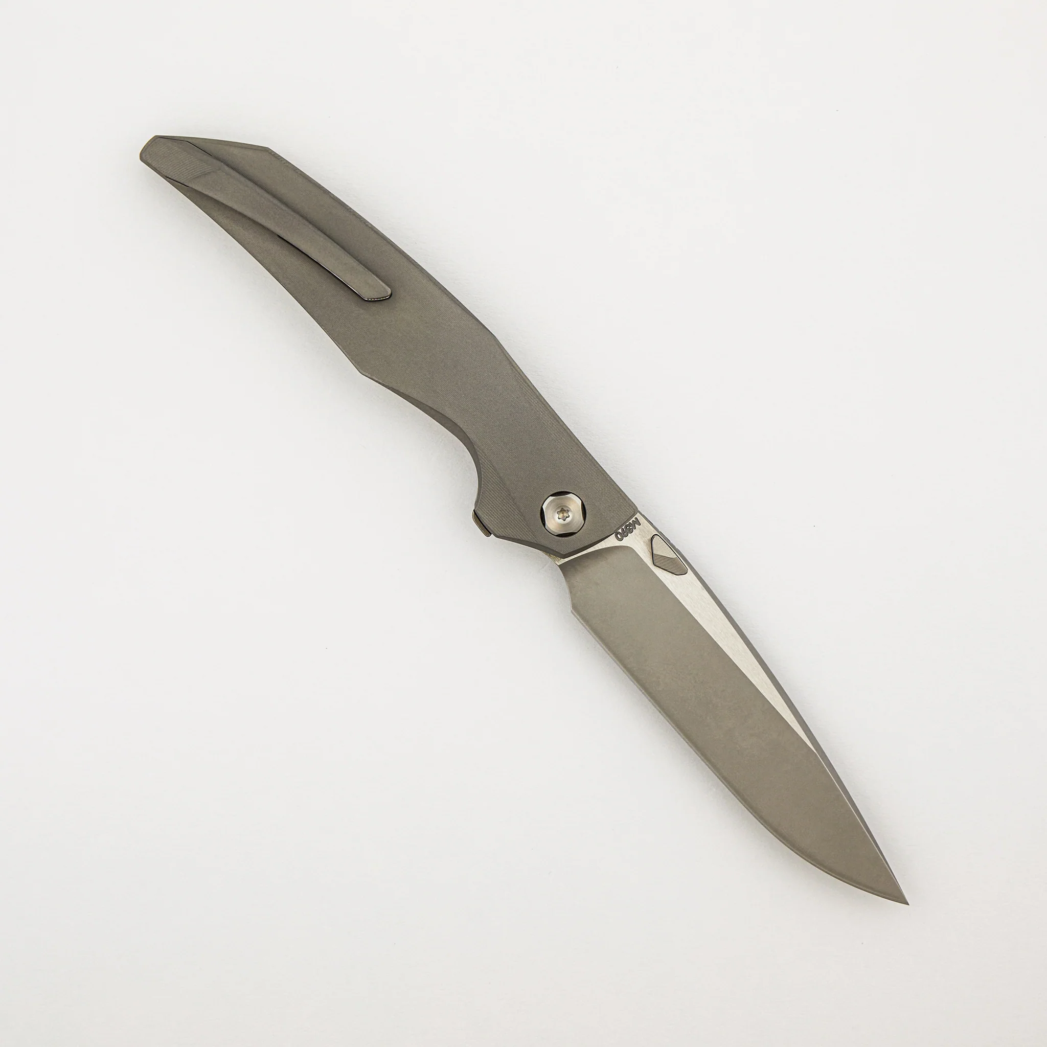 Xenon - Smooth Titanium Handle - Silver Hardware - Burnished W/ Polished Flats M390 Blade - Image 2
