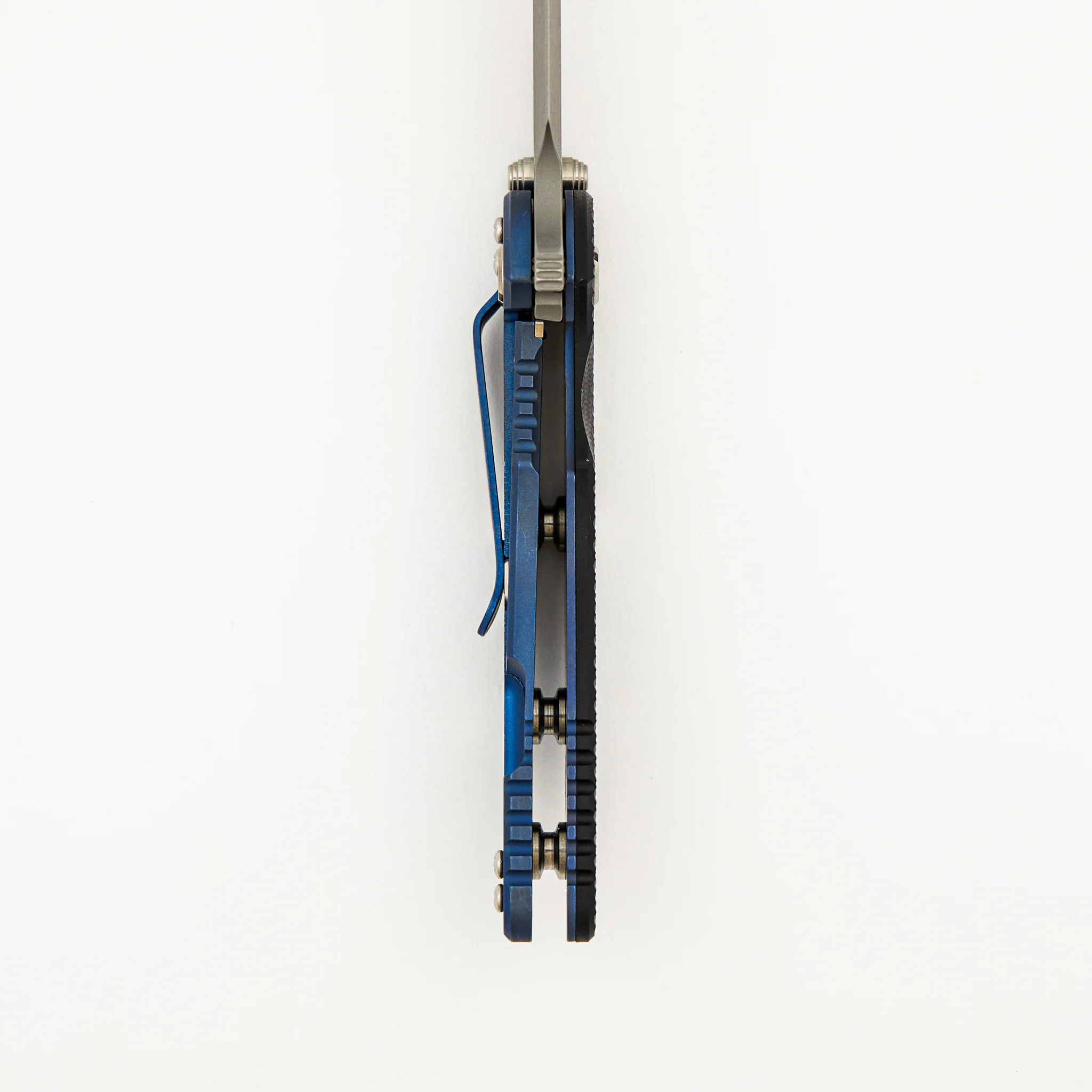 XM-18 3.25" - Spanto MagnaCut Blade - Tri-Way - Battle Blue - Black G10 - Image 6
