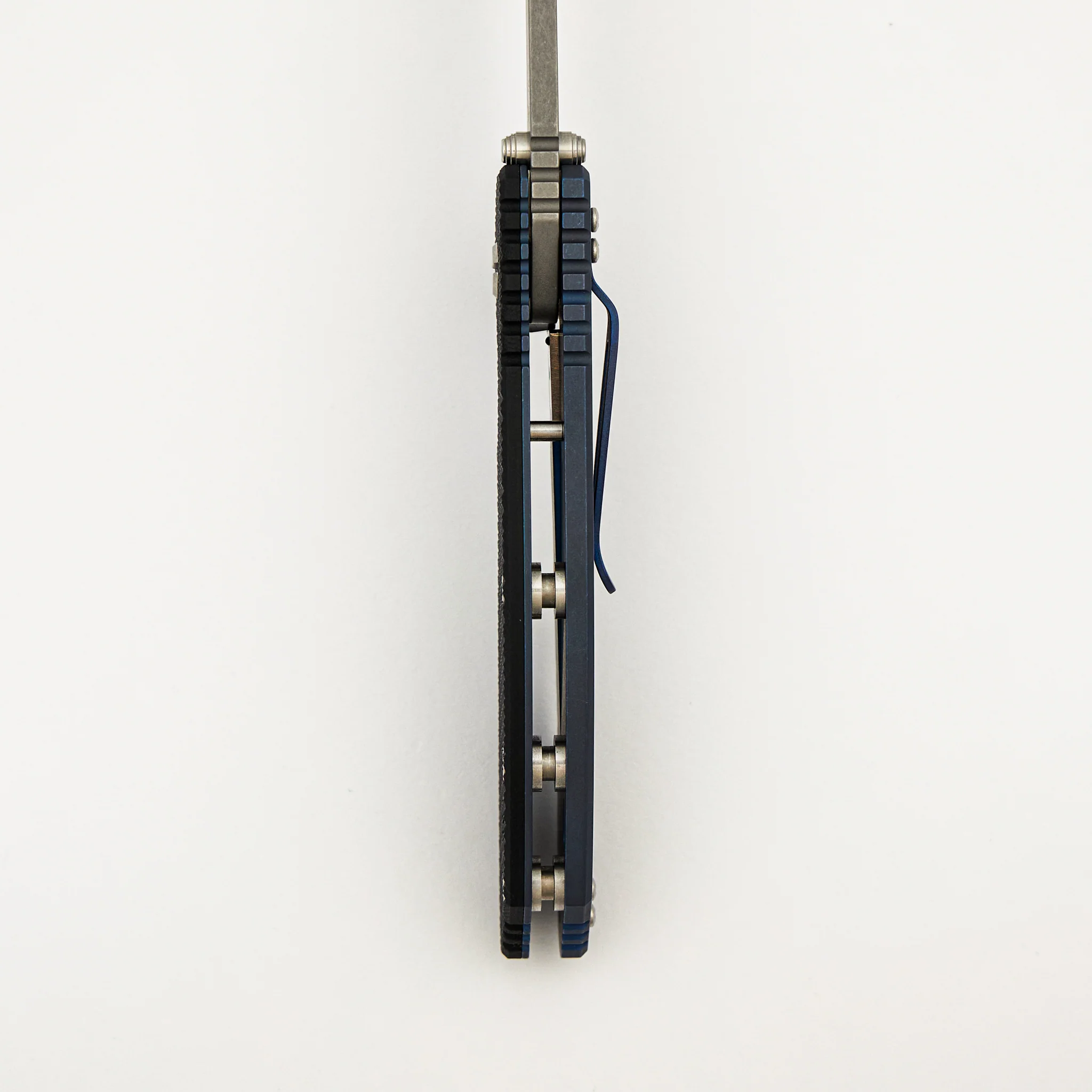 XM-24 4.0″ – S45VN Harpoon Spanto - Tri-Way - Battle Blue - Black G10 - Image 7